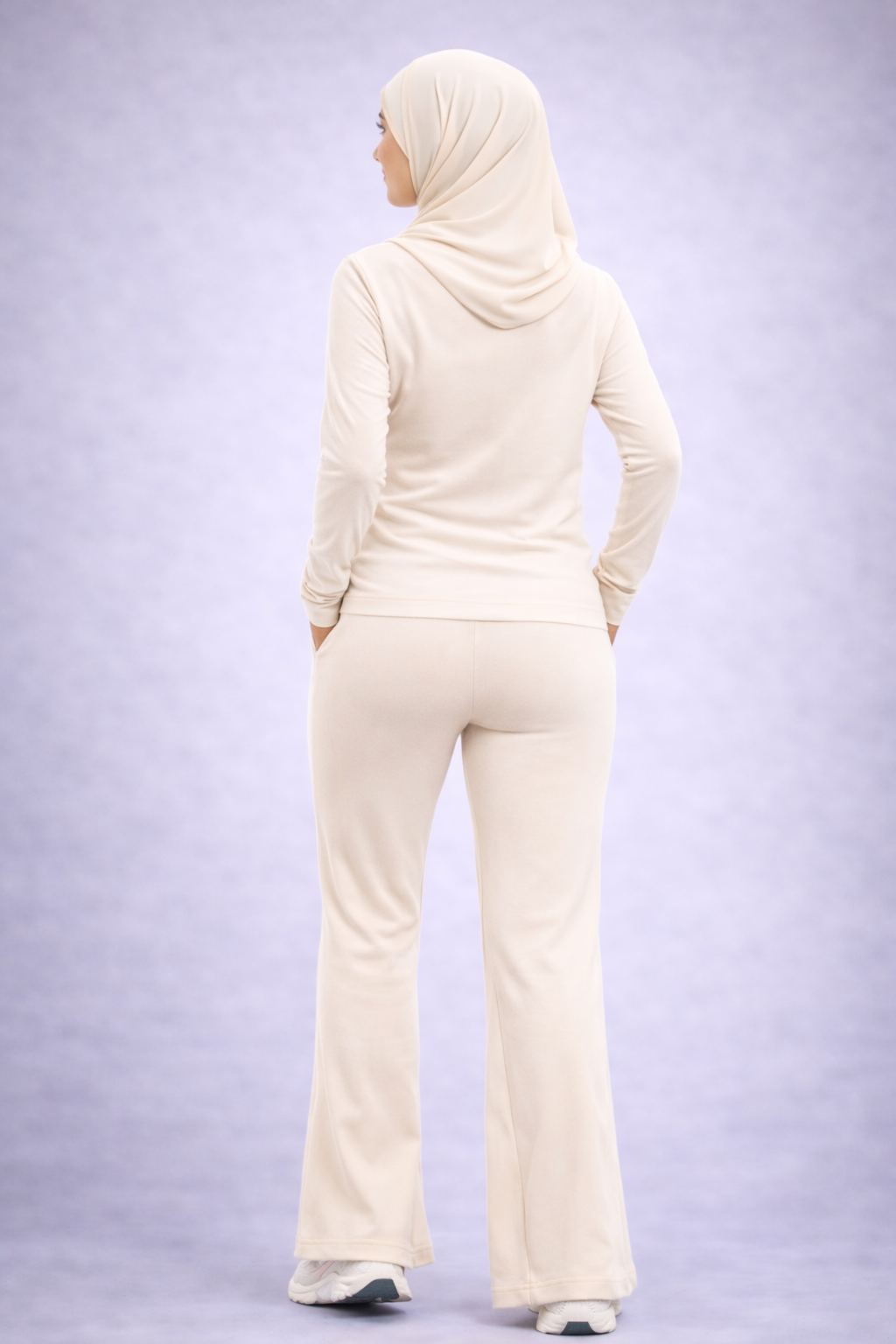 Flared Training Pant